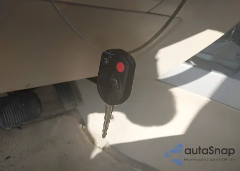 2008 Ford Escape Xlt from USA, damaged, VIN 1FMCU93138KD31063